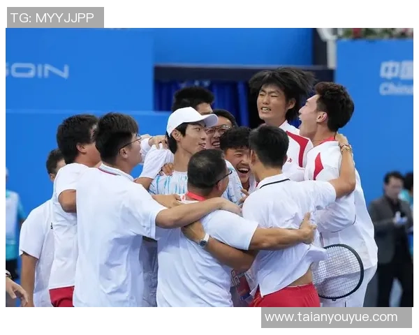 北京网球队实力引发热议球迷对选手表现和教练策略的分歧探讨